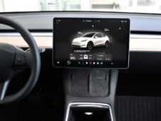 Tesla Model Y LONG RANGE DUAL MOTOR AWD - 6