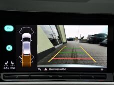 Volkswagen Golf 1.5eTSi DSG LIFE ČR 1.MAJ - 32
