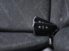 Volkswagen Golf 1.5eTSi DSG LIFE ČR 1.MAJ - 33