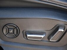 Audi SQ8 4.0TDi V8 N.VISION B&O K360°ČR - 39