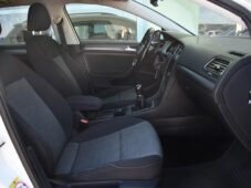 Volkswagen Golf 1.6TDi AUT. AC P.SENZORY TAŽNÉ - 18