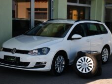 Volkswagen Golf 1.6TDi AUT. AC P.SENZORY TAŽNÉ - 1