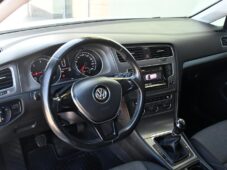 Volkswagen Golf 1.6TDi AUT. AC P.SENZORY TAŽNÉ - 15