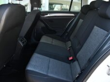 Volkswagen Golf 1.6TDi AUT. AC P.SENZORY TAŽNÉ - 19