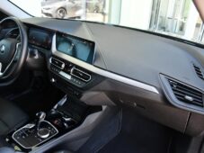 BMW Řada 2 218d ČR 1M - 16