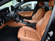 BMW Řada 5 530d xDrive M-SPORT K360 ČR 1M - 8