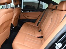 BMW Řada 5 530d xDrive M-SPORT K360 ČR 1M - 12