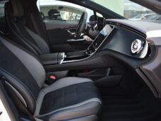 Mercedes-Benz EQE 350 AMG PREMIUM 4MATIC 1M - 19