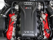 Audi RS 5 4.2 V8 B&O PO VELKÉM SERVISE - 42