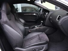 Audi RS 5 4.2 V8 B&O PO VELKÉM SERVISE - 17