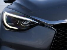 Infiniti QX30 220 CDI 4MATIC PANO ACC - 50