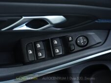 BMW Řada 3 320D XDRIVE M-SPORT ČR HUD - 27