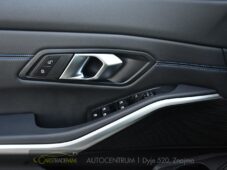 BMW Řada 3 320D XDRIVE M-SPORT ČR HUD - 28
