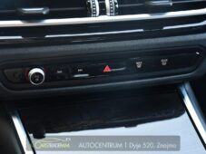 BMW Řada 3 320D XDRIVE M-SPORT ČR HUD - 34
