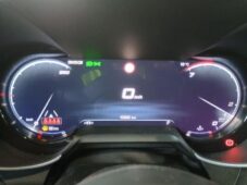Alfa Romeo Giulia 2,0T 16V 206kW AT8-Q4 VELOCE - 4