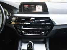 BMW Řada 5 530D M-SPORT 2xKOLA - 23