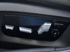 BMW Řada 5 530D M-SPORT 2xKOLA - 25