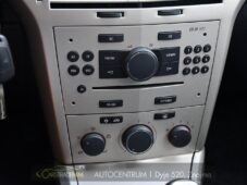 Opel Astra SW 1.6i SPORT A/C - 32