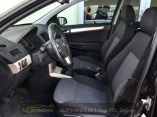 Opel Astra SW 1.6i SPORT A/C - 9
