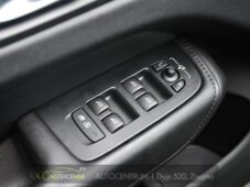Volvo XC60 2.0T8 R-Desing RECHARGE - 24