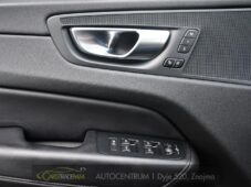 Volvo XC60 2.0T8 R-Desing RECHARGE - 25