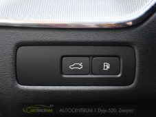 Volvo XC60 2.0T8 R-Desing RECHARGE - 26