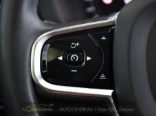 Volvo XC60 2.0T8 R-Desing RECHARGE - 28