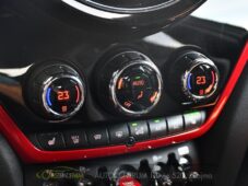 Mini Countryman JCW ALL4 300K ČR - 32