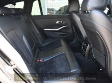 BMW Řada 3 320d xDrive M-SPORT - 16