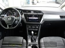Volkswagen Touran 2.0TDi DSG TAŽNÉ 2xKOLA - 21