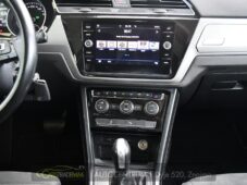 Volkswagen Touran 2.0TDi DSG TAŽNÉ 2xKOLA - 23