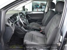 Volkswagen Touran 2.0TDi DSG TAŽNÉ 2xKOLA - 10