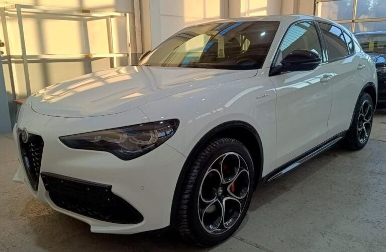 Alfa Romeo Stelvio 2.2 Diesel 16V 154kW Veloce - 1