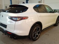 Alfa Romeo Stelvio 2.2 Diesel 16V 154kW Veloce - 2