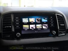 Škoda Karoq 2.0TDi SPORTLINE ACC TAŽNÉ - 31