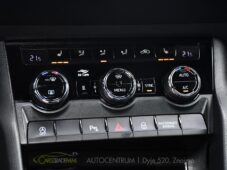 Škoda Karoq 2.0TDi SPORTLINE ACC TAŽNÉ - 33