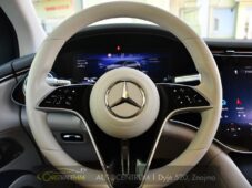 Mercedes-Benz EQS 450 4MATIC HYPERSCREEN - 29
