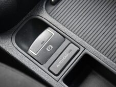 Volkswagen Tiguan 2.0TDi 110kW TAŽNÉ DSG 4MOTION - 32