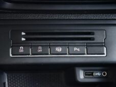 Volkswagen Tiguan 2.0TDi 110kW TAŽNÉ DSG 4MOTION - 34