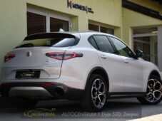 Alfa Romeo Stelvio 2,2 JTDm Q4 154kW TAŽNÉ - 4