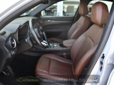 Alfa Romeo Stelvio 2,2 JTDm Q4 154kW TAŽNÉ - 9