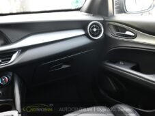Alfa Romeo Stelvio 2.0T 16V 206kW VELOCE AT8 Q4 - 6