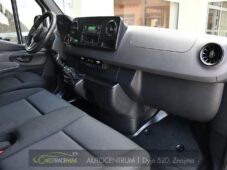 Mercedes-Benz Sprinter 211 CDI L2H2 (W907) 155k - 11