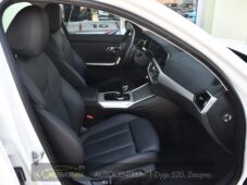 BMW Řada 3 320D xDrive 2xALU 1M ČR - 19