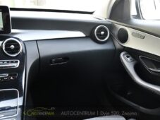 Mercedes-Benz Třídy C 220d - 6
