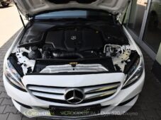 Mercedes-Benz Třídy C 220d - 32