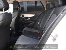 Mercedes-Benz Třídy C 220d - 12