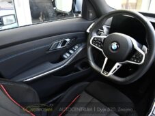 BMW Řada 3 320d xDrive M-SPORT ČR HUD DCC - 21