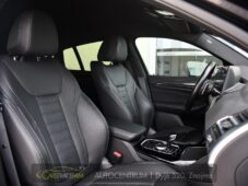 BMW X4 xD30d M-SPORT NTOP TAŽNÉ ČR 1M - 16
