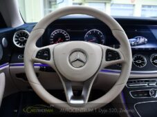 Mercedes-Benz Třídy E 400 4MATIC AMG ACC ČR HUD - 23